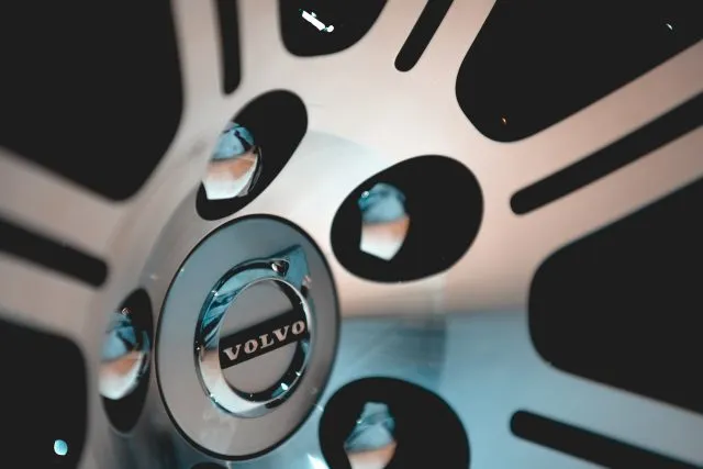 Jaki jest koszt przeglądu serwisowego Volvo?